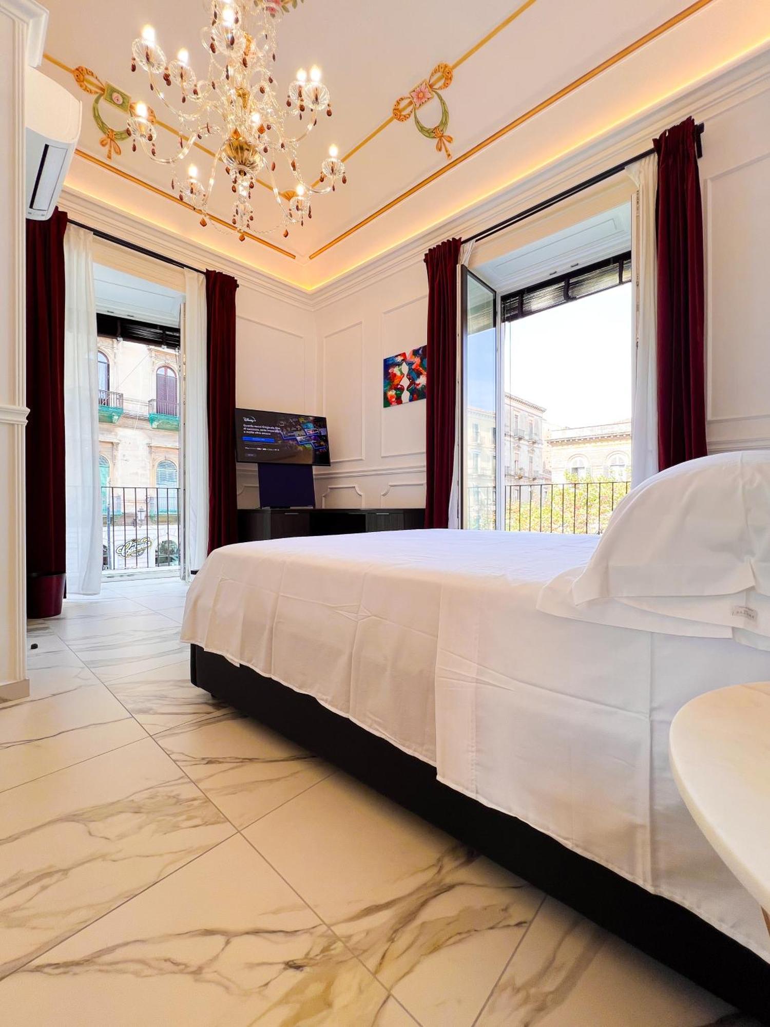Ricci Palace Suites Катанія Екстер'єр фото